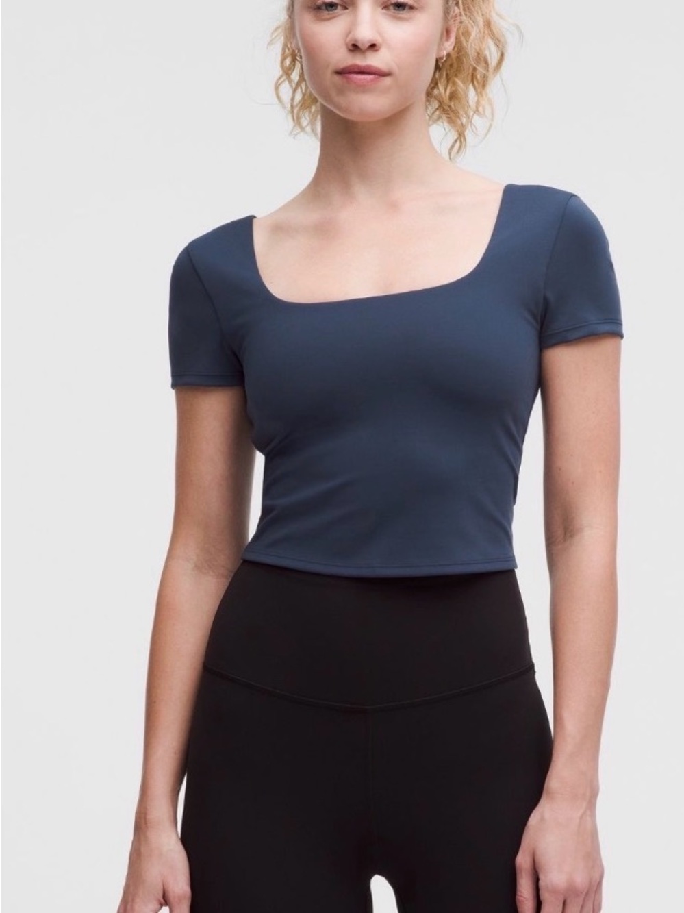 Lululemon NWT Winder Under Smooth Cover Square Neck T-Shirt Club Blue Size 6